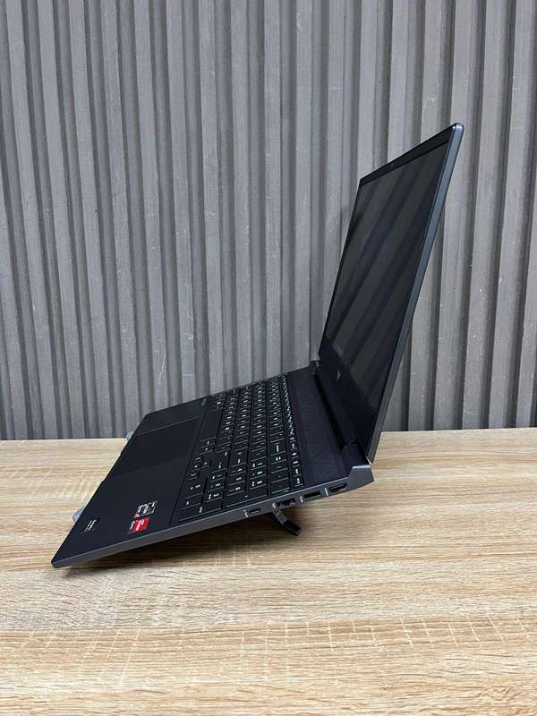 HP Victus 15 Gaming Laptop Ryzen 7 7735HS