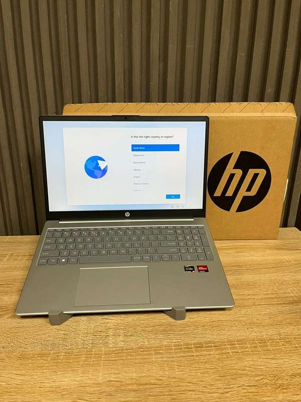 HP Laptop 15-fc0008ni AMD Ryzen 3 7320u