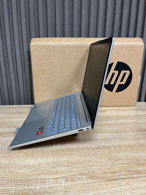 HP Laptop 15-fc0008ni AMD Ryzen 3 7320u