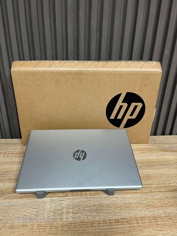 HP Laptop 15-fc0008ni AMD Ryzen 3 7320u