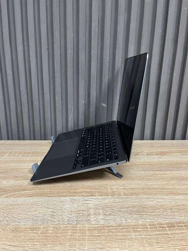 MacBook Air M1 2020 13 inch