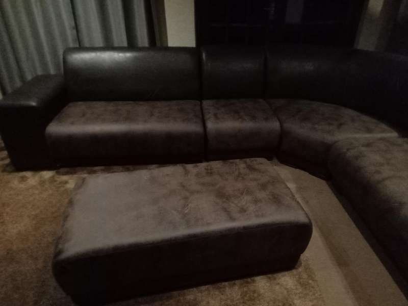 5 Pce Cappucino Corner Lounge Suite With Ottoman