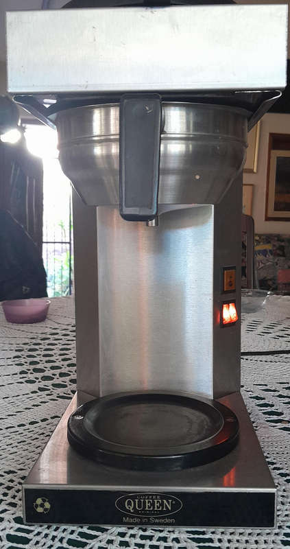 Queen industrial coffee machine
