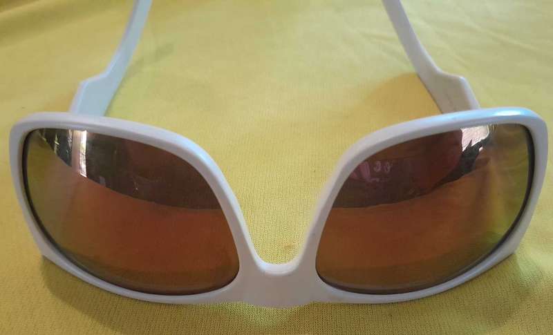 Bondiblu sunglasses