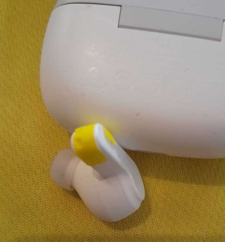 JBL Wave 200 TWS buds
