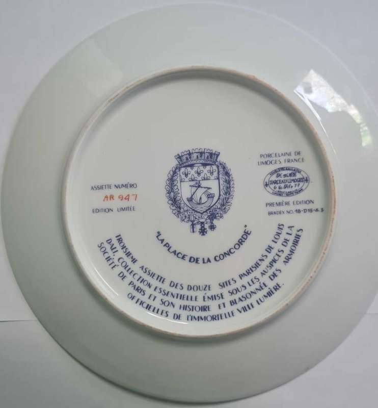 LIMOGES FRANCE "LA PLACE DE LA CONCORDE" PLATE