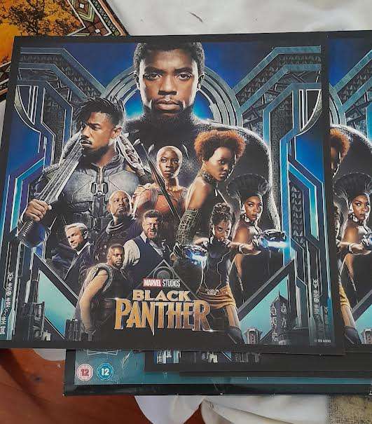Black Panther Big Sleeve Edition and contains Exclusive 12"Art Cards