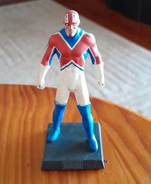 The Classic Marvel Figurine Collection #21 Captain Britain