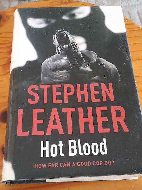 Hot Blood-Stephen Leather(Hardcover)