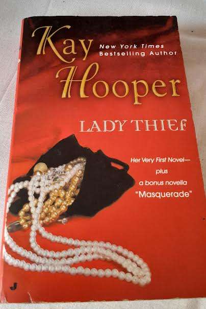 Lady Thief-Kay Hooper