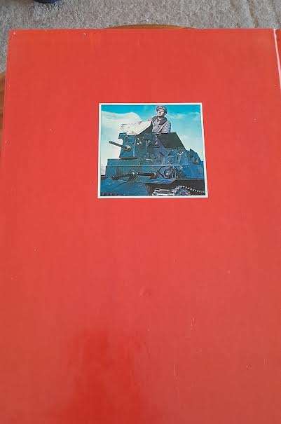 An Illustrated history of Military Vehicles-Ian V.Hogg&John Weeks