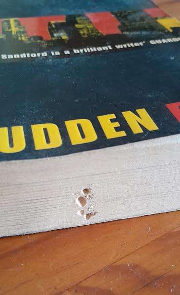 Sudden Prey-John Sanford Damaged