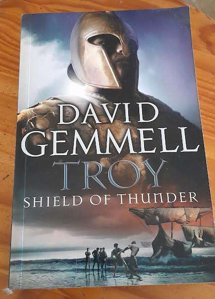 Troy:Shield of Thunder-David Gemmell