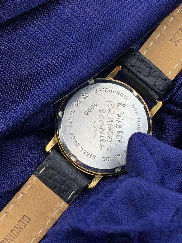 Vintage ROTARY 17 Jewels Incabloc Swiss Made Wrist Watch. Working, tiny crack on glass.