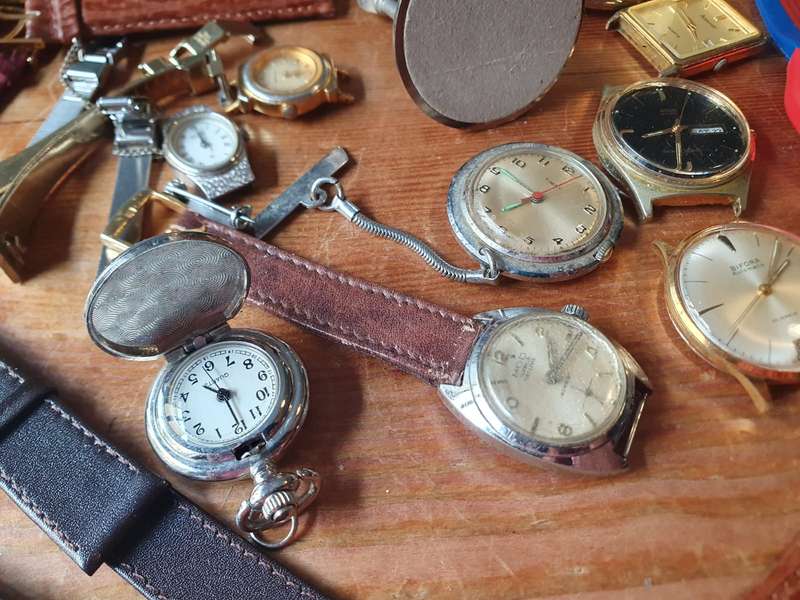 Joblot of Service Needed Watches
