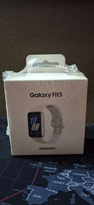 Samsung Galaxy Fit3 (Silver / White)