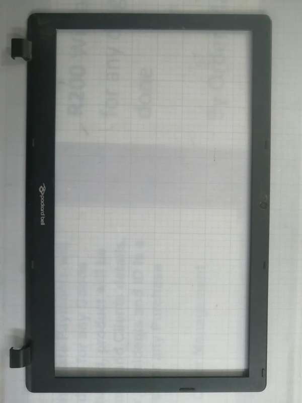 (D)Packard Bell Screen Bezel AP16G000A00-HA24 (Z5WGM)