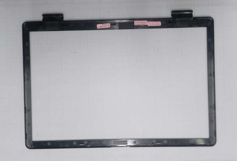 Fujitsu Siemens Amilo Pi 2515 LCD Screen Bezel 83GL50080-00