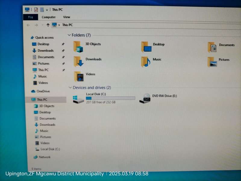 i5 LENOVO 24INCH ALL IN ONE PC 4GB RAM/W10/OFFICE