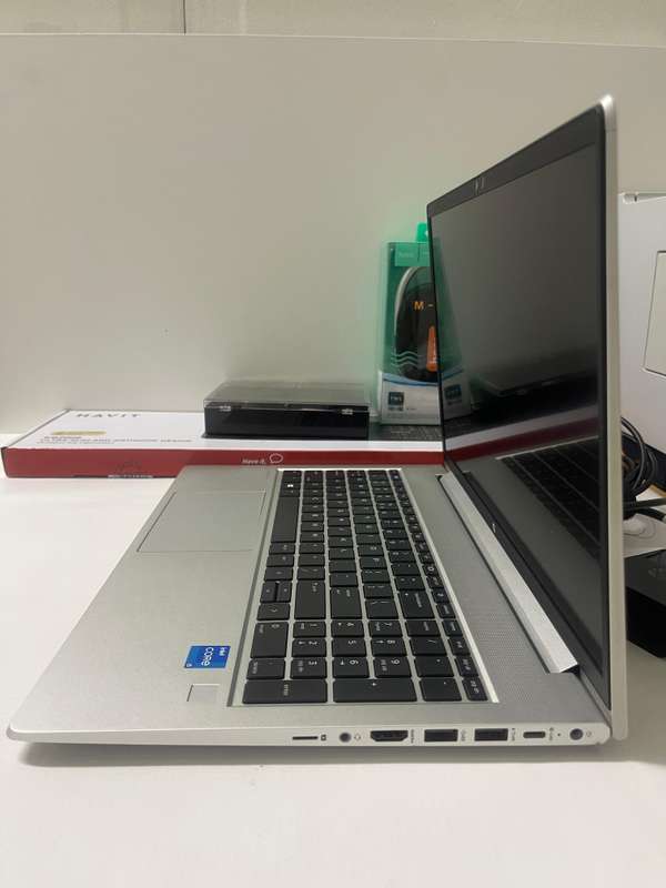HP ProBook 650 G8 15.6 Core i5-1135G7 16GB RAM 512GB SSD Win 11 Pro Laptop