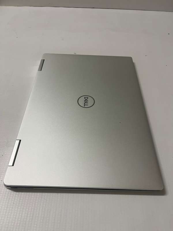 Dell XPS 13 9310 2-in-1 Convertible 13.4-inch TOUCHSCREEN - Core i7-1185G7 16GB RAM 512GB SSD W11