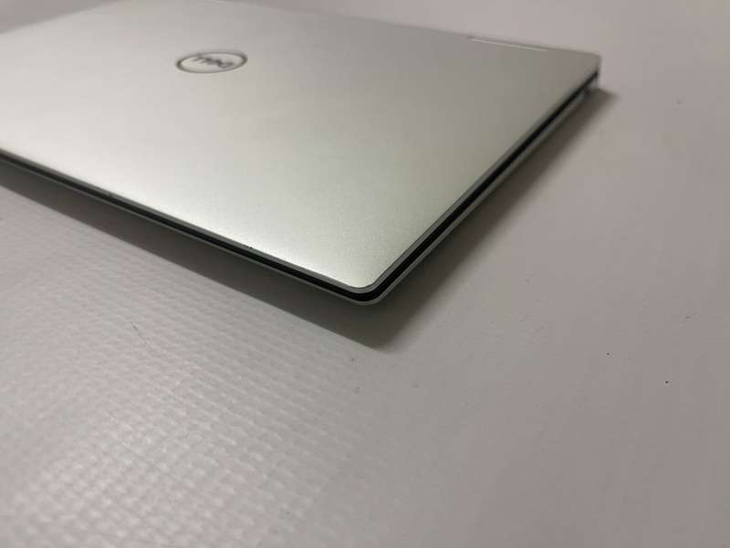 Dell XPS 13 9310 2-in-1 Convertible 13.4-inch TOUCHSCREEN - Core i7-1185G7 16GB RAM 512GB SSD W11