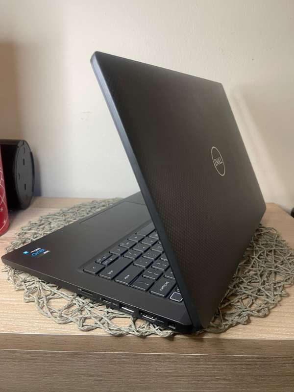 Dell Latitude 7420 14-inch Core i5-1145G7 16GB RAM 512GB SSD Win 11 Pro Laptop
