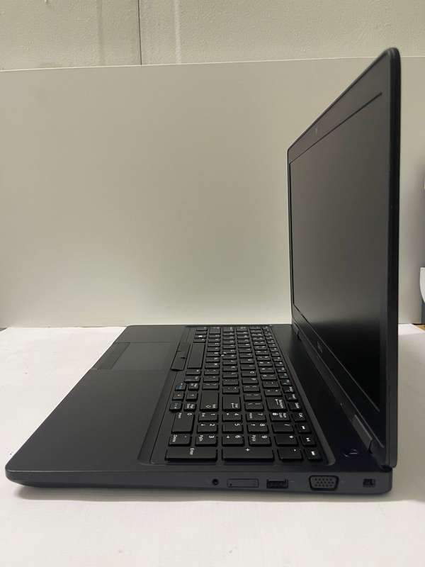 Dell Latitude 5580 | i5-6th Gen 2.60ghz | 15"6 HD Display | 16GB RAM | 512GB SSD | 2GB NVIDIA GPU