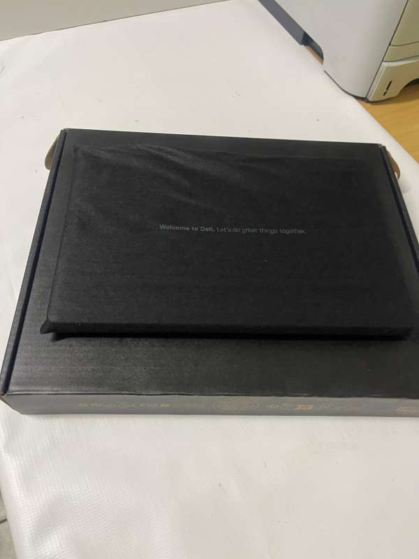 Dell Latitude 5530 15.6-inch Core i7-1265U (12th Gen) 16GB RAM 512GB SSD Win 11 Pro Laptop
