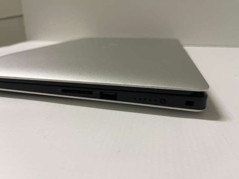 Dell Precision 5530 i7 -8850H - NVIDIA QUADRO P2000 4GB GDDR5 GRAPHICS - 16 GB RAM - 512GB SSD