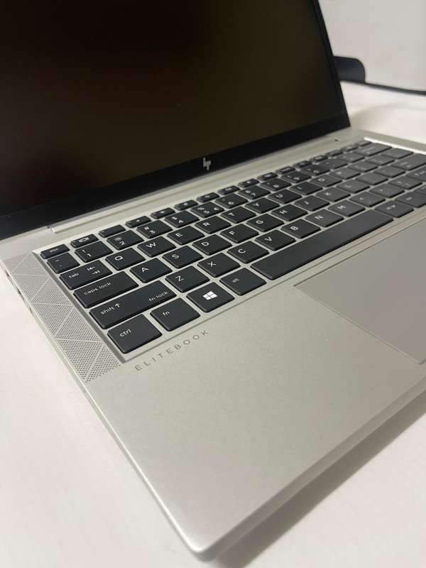 HP EliteBook 830 G7 13.3' Core i-10210U 16GB RAM 512GB SSD Win 11 Pro Laptop
