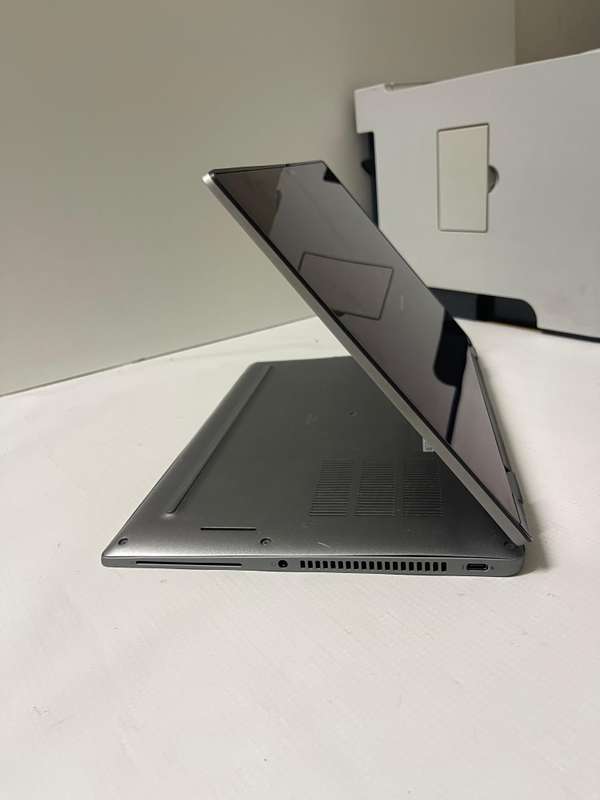 Dell Latitude 7430, 14" FHD 2 in 1 Touchscreen , Intel vPro i7-1265U (12th Gen), 16GB RAM, 512GB