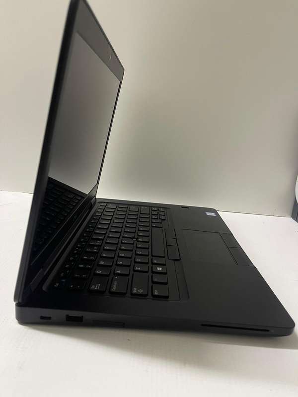 Dell Latitude 5490 Intel Core i5 8th Gen - 14-inch TOUCHSCREEN FHD- 16GB RAM - 512GB - Laptop