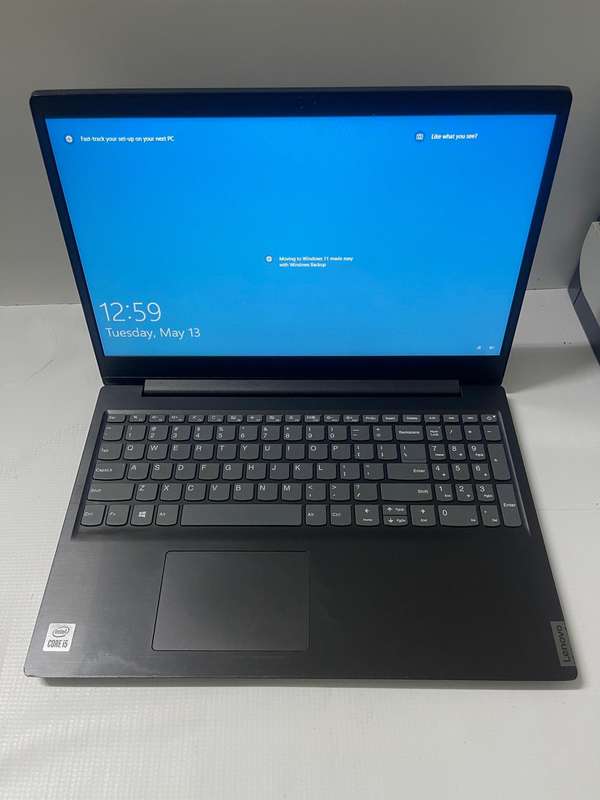 Lenovo IdeaPad S145-Notebook PC  Core i5-1035G1 / 15.6 HD / 8GB RAM / 256GB SSD