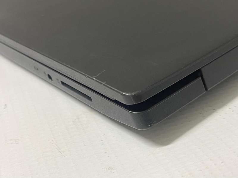 Lenovo IdeaPad S145-Notebook PC  Core i5-1035G1 / 15.6 HD / 8GB RAM / 256GB SSD