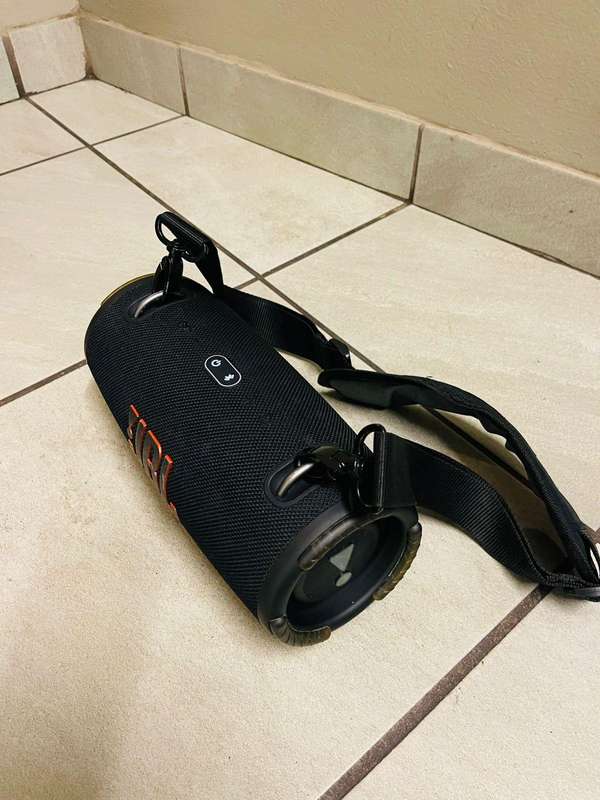 JBL Xtreme 3 - Portable Waterproof Bluetooth Speaker - Black