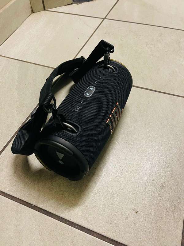 JBL Xtreme 3 - Portable Waterproof Bluetooth Speaker - Black