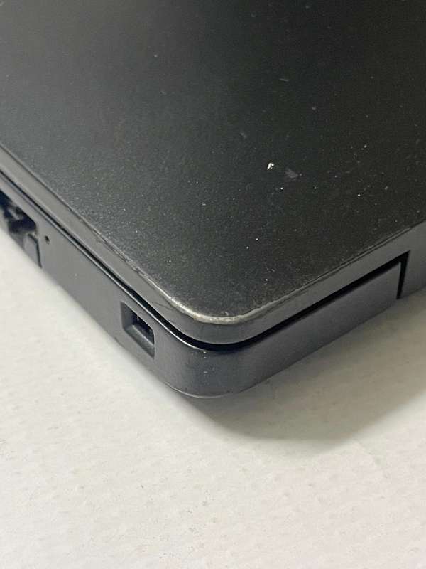 DELL LATITUDE 7490 - Intel Core i7 8650U 8TH GEN - 16GB DDR4 - 256GB SSD - GRADED B CPO LAPTOP