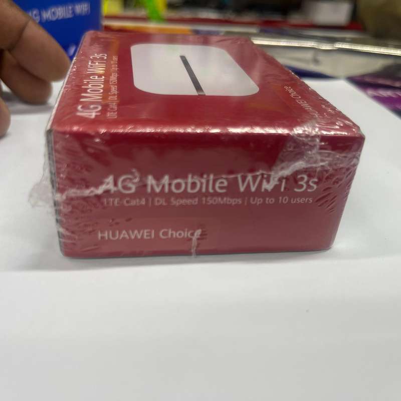 Huawei E5576 4G Wi-Fi Portable Pocket Router W/ 150Mbps High Speed & Long Range