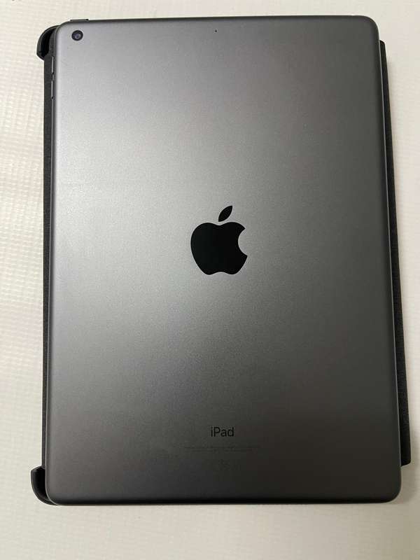Apple iPad 10.2, 2021, 9th Gen WiFi 64GB Space Grey (No Finger ID) + Charging Cable