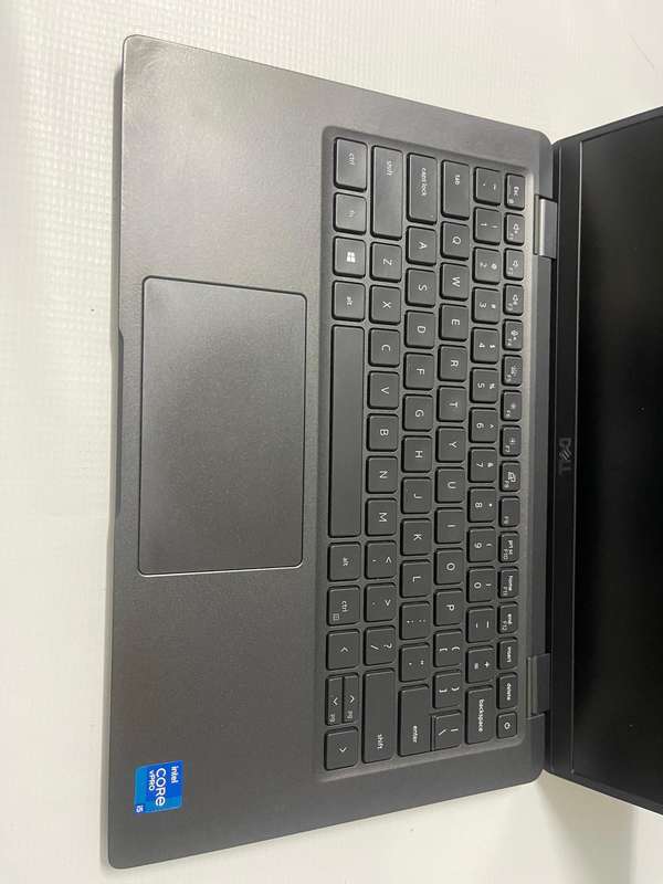 Dell Latitude 7420 14-inch Core i5-1135G7 vPRO (11th Gen) 16GB RAM 512GB SSD Win 11 Pro Laptop