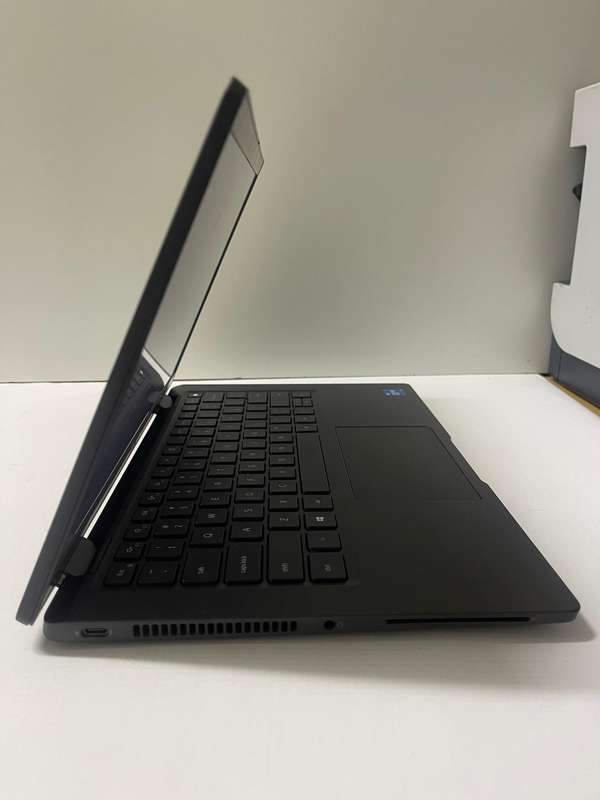 Dell Latitude 7420 14-inch Core i5-1135G7 vPRO (11th Gen) 16GB RAM 512GB SSD Win 11 Pro Laptop