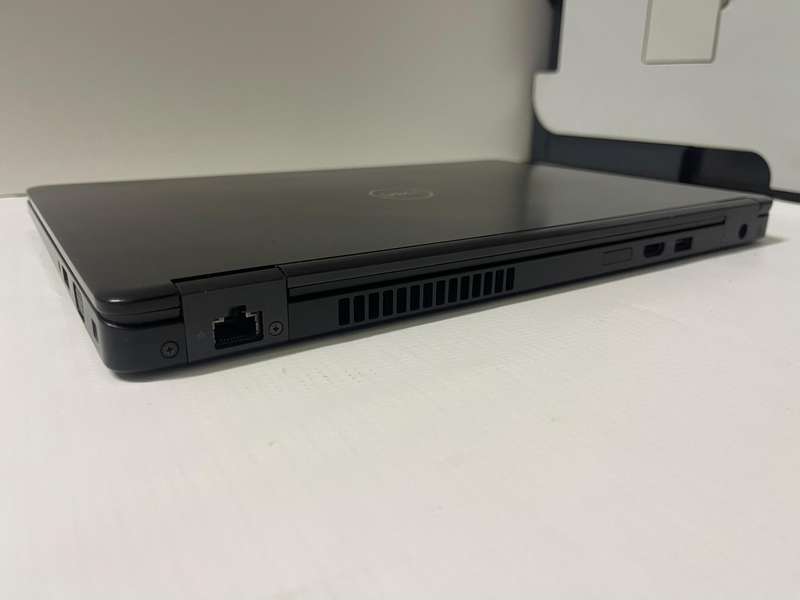Dell Latitude 5490 Intel Core i5 8th Gen - 14-inch TOUCHSCREEN FHD- 16GB RAM - 512GB - Laptop