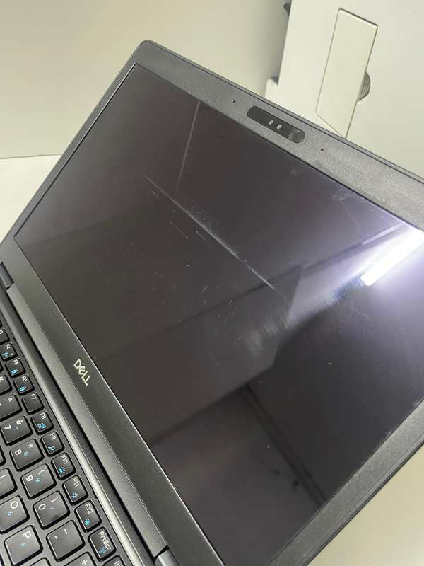 Dell Latitude 5490 Intel Core i5 8th Gen - 14-inch TOUCHSCREEN FHD- 16GB RAM - 512GB - Laptop