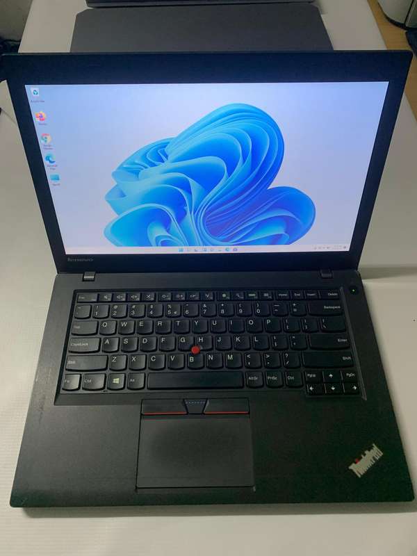Lenovo Thinkpad T450 Intel Core i5 - 5th Gen Notebook - 14" DISPLAY - 4GB RAM - 500GB HDD