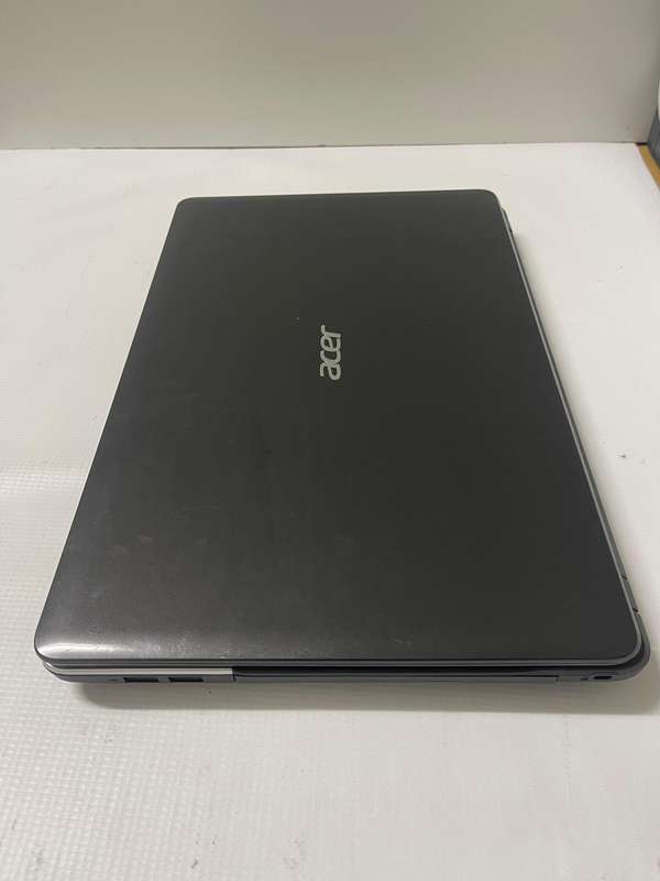 Acer Aspire E1-531 | Intel Cerelon B830 @1.80GHz | 8GB RAM| 250GB HDD | 15.6 LCD Display