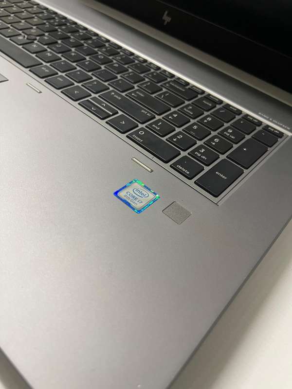 HP ZBook 17 G6 Mobile Workstation Core i7-8750H 17.3" FHD 32GB RAM 1TB SSD Quadro T1000 4GB DDR5 GPU