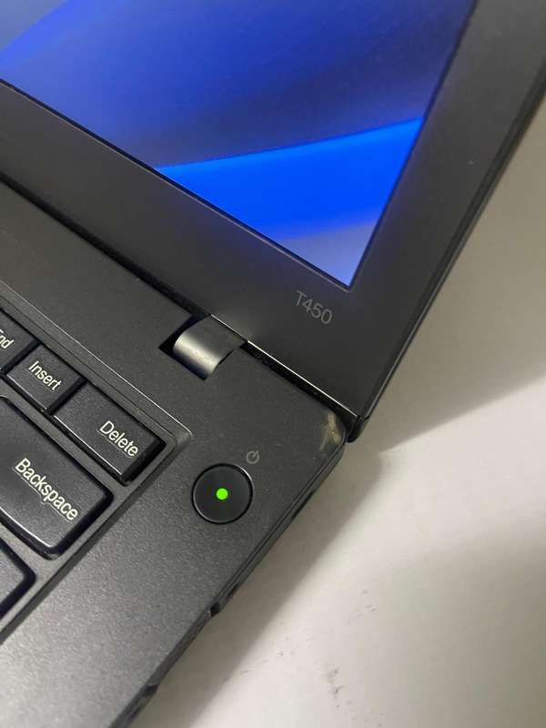 Lenovo Thinkpad T450 Intel Core i5 - 5th Gen Notebook - 14" DISPLAY - 4GB RAM - 500GB HDD