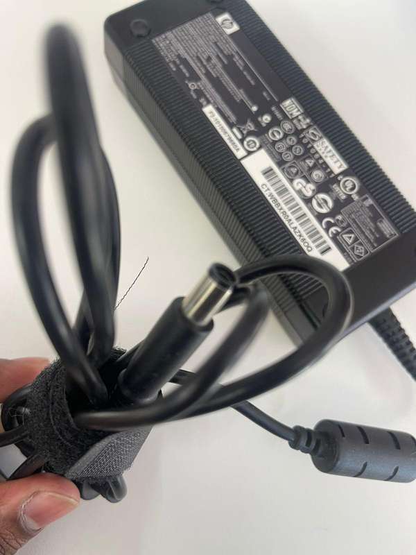 Original HP Big Pin 135W 19V 7.1A Pin Laptop AC Adapter Charger
