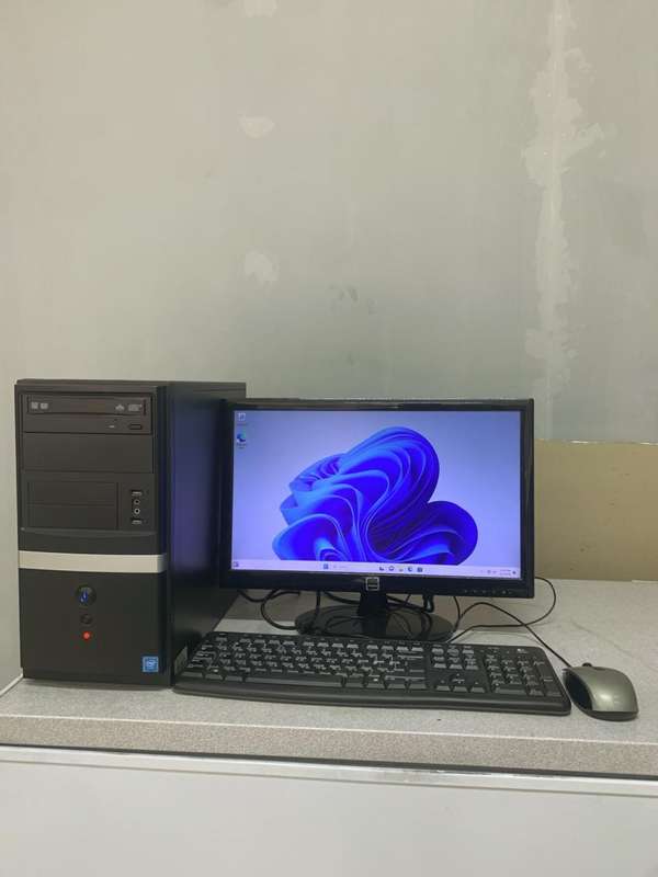 Proline Desktop Intel Celeron N2040 2.7Ghz CPU 4GB RAM 500GB HDD